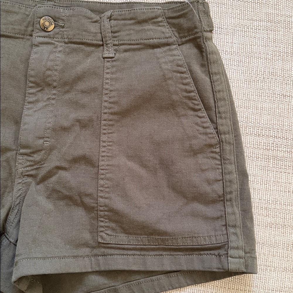 Pistola Utility Shorts Khaki Rear Flap Button Close pockets 3.5” inseam - Picture 5 of 12